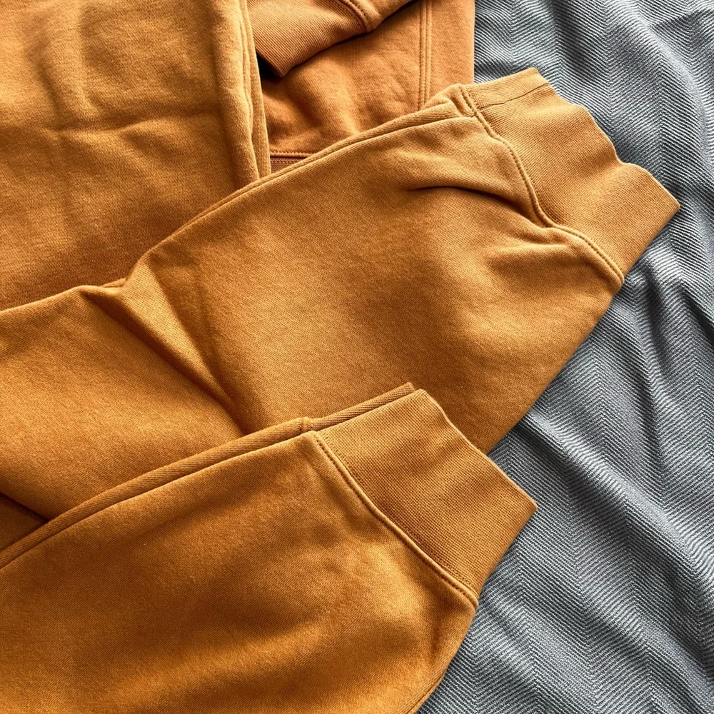 Like New Men Nike Sweatsuit Size 10.5 - Picture 3 of 4